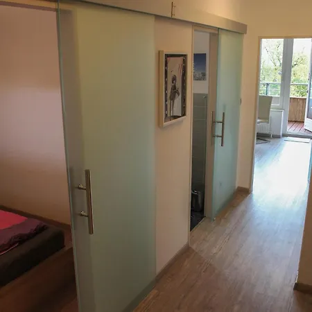 Daire Patrei Mit Kleinem Meerblickauch Beim Duschen Mit Wallbox