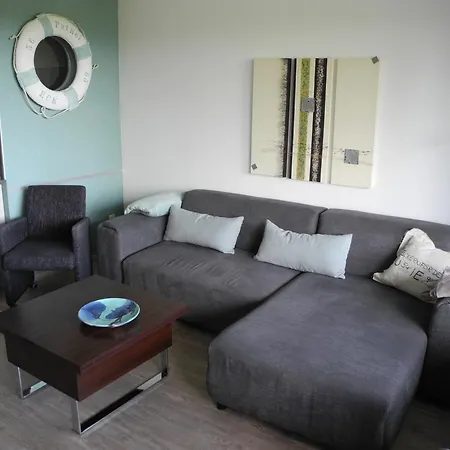 Apartment Patrei Mit Meerblick, Auch Beim Duschen *