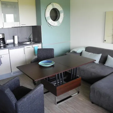 Patrei Mit Kleinem Meerblickauch Beim Duschen Mit Wallbox Daire