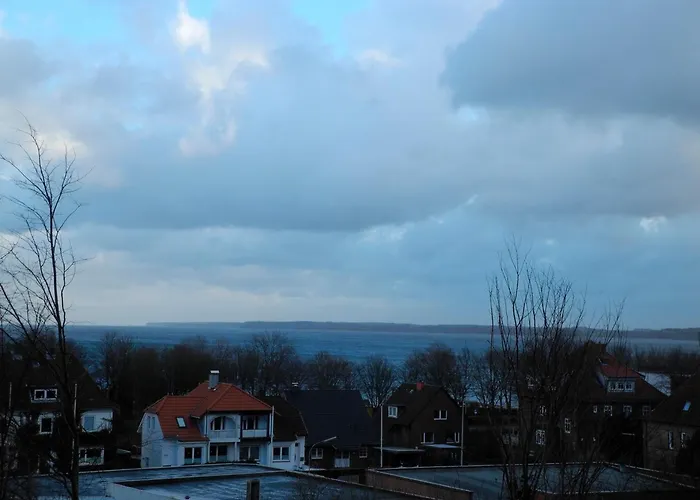 Patrei Mit Kleinem Meerblickauch Beim Duschen Mit Wallbox Appartement Eckernförde
