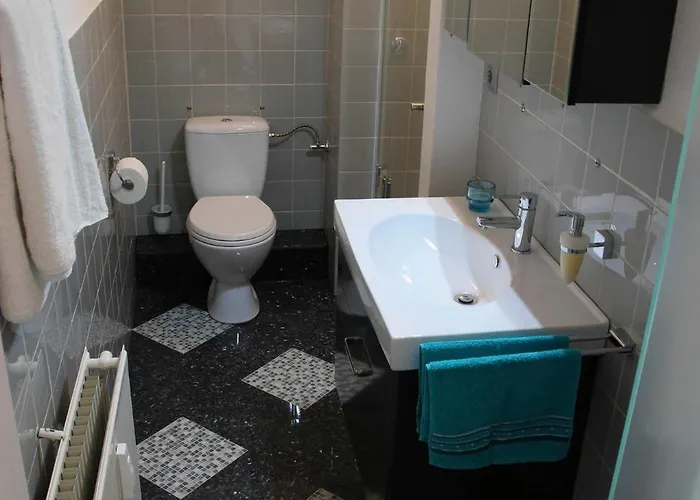 Patrei Mit Kleinem Meerblickauch Beim Duschen Mit Wallbox Appartement